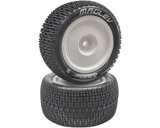 1:10 E-Maglev Rear Tires Soft On White Rims 12mm (2)