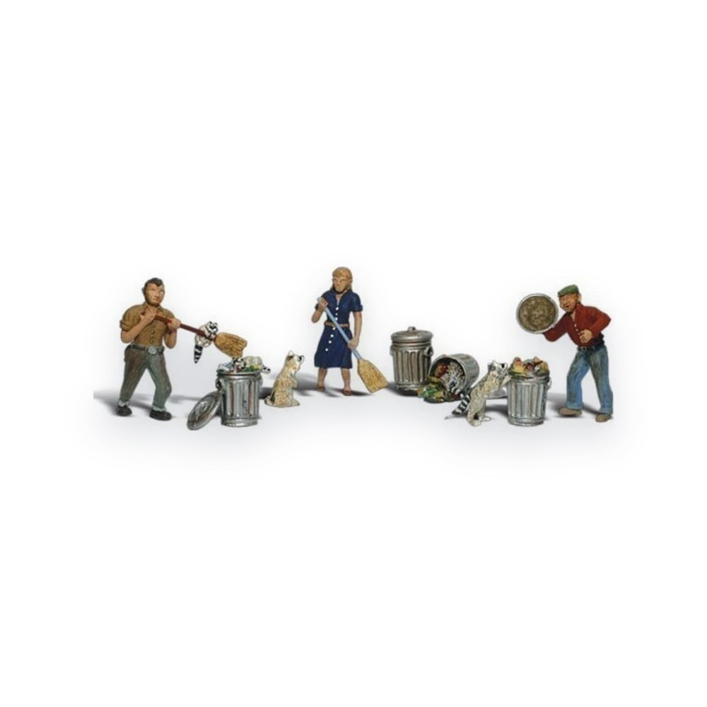 Woodland Scenics HO Scale People and Pesky Raccoons