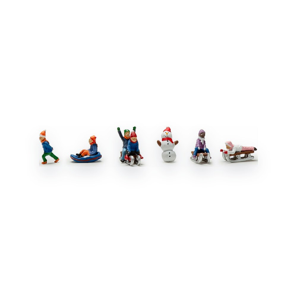 Woodland Scenics HO Scale Children Sledding
