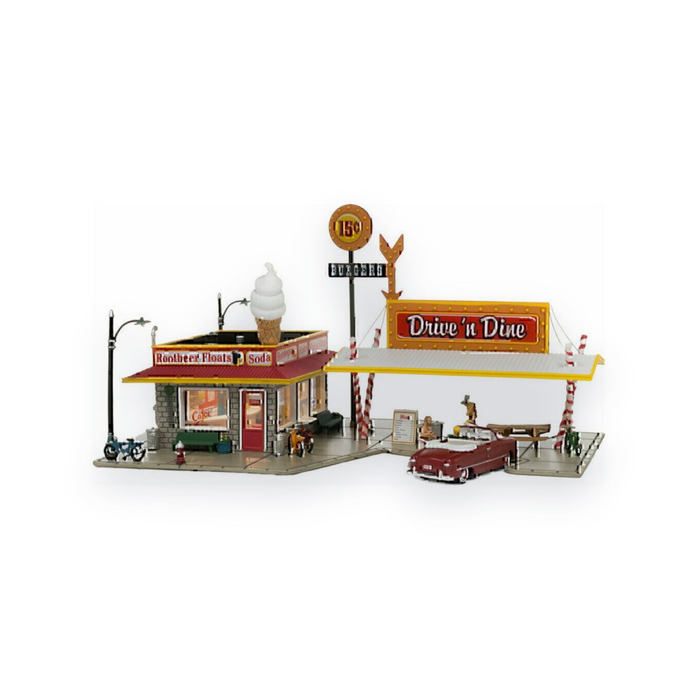 Woodland Scenics HO Scale Drive n' Dine, Built-Up